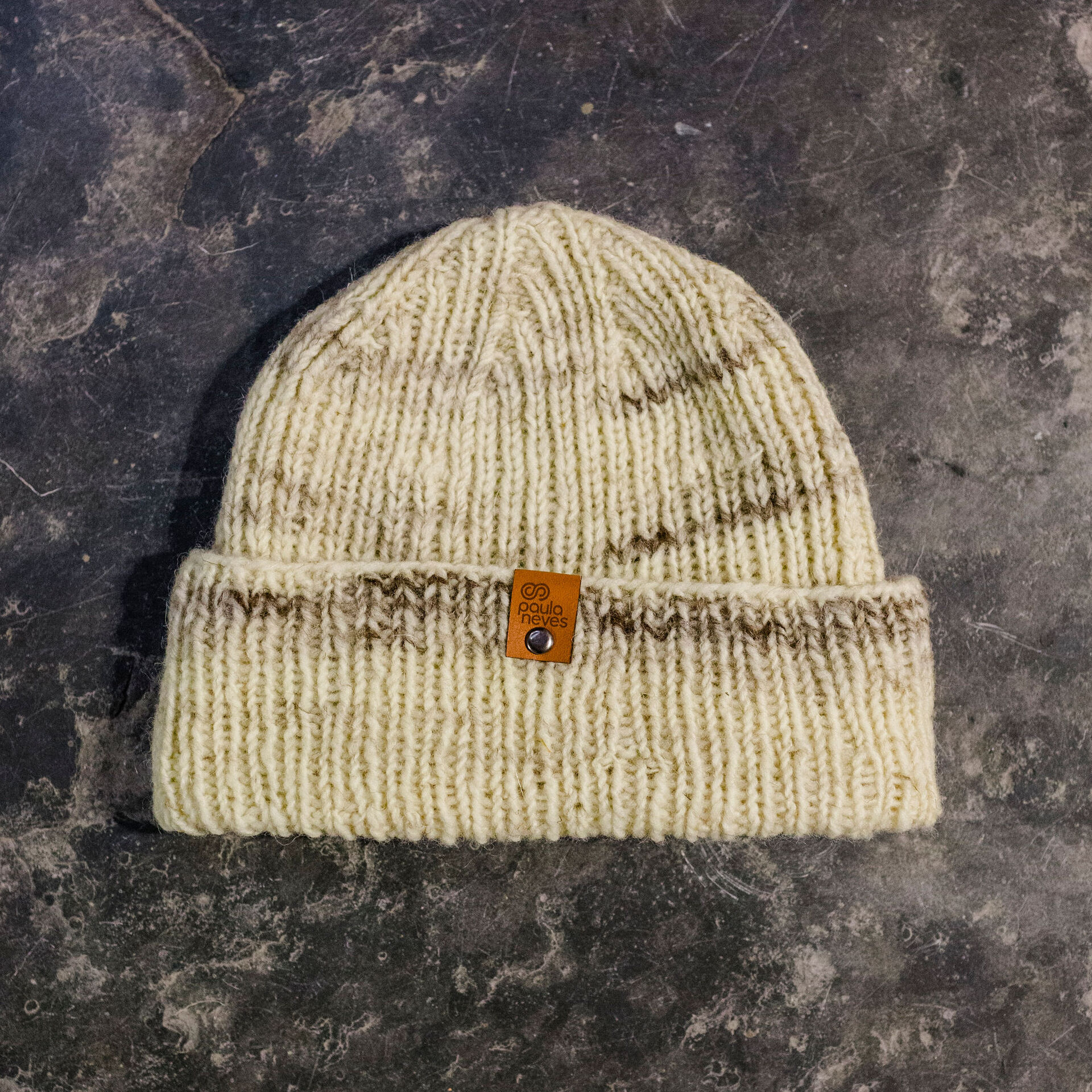 Gorro tricot manual - 100% Lã Portuguesa - Imagem 3